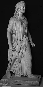 Artemis gående by Ubekendt