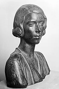 Billedhuggerinden Helen Schou