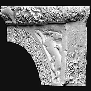 Del af bue med hjort og ornamentbånd, herover dyrefrise, hjørnestykke by Ubekendt
