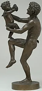 En dansende satyr, som holder Bacchusbarnet
