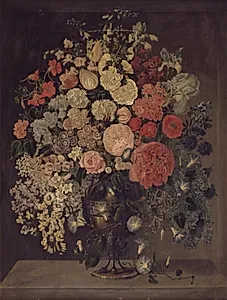 En stor vase med blomster