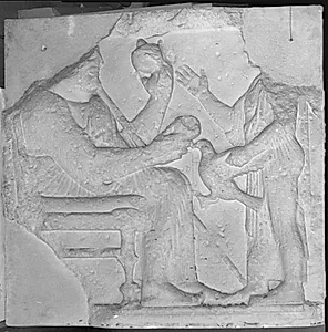 Frisen fra Harpyiemonumentet i Xanthos by Ubekendt