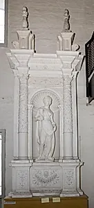 Gravmæle for kardinal G. Basso della Rovere, højre side. Niche mellem søjler, på sokkel og kronet af fakler by Ubekendt