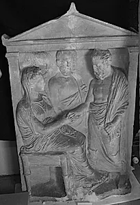 Gravrelief. Gravrelief for Koralion, gift med Agathon. Siddende kvinde mod h., to mænd, ung mand og hund by Ubekendt