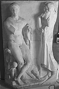Gravrelief. To stående mænd, lille siddende dreng og en hund, Ilissos stelen by Ubekendt