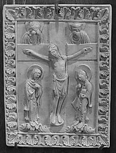 Kristus på korset mellem Maria og Johannes, herover sol og måne, som holder sig for øjnene by Ubekendt