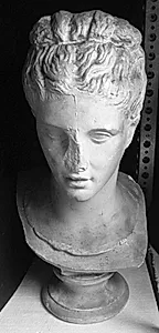 Kvinde, Hygieia by Ubekendt