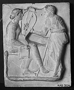 Siddende kvinde med lyre og stående mand, Alkaios og Sappho by Ubekendt