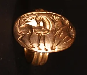 Signetring. Oval. Hjort og træ by Ubekendt