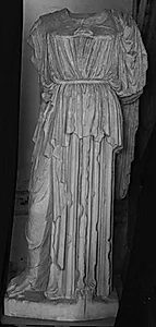 Stående gudinde, Athena Medici by Ubekendt