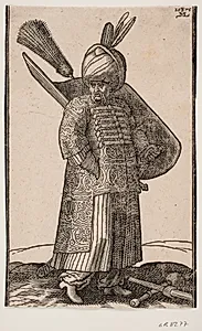 Stående tykmavet soldat, med h. hånd i lommen, vendt mod h.; to fjer i turbanen; ved v. side sværd, på v. arm skjold med fjerbusk; på jorden foran ham ligger stridskølle og lanse over kors by Melchior Lorck