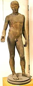 Stående ung mand, Idolino by Ubekendt