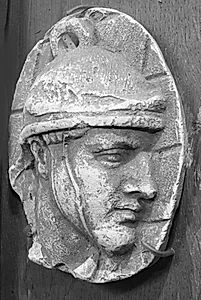 Trajan søjlen. Mandehoved, højre profil by Ubekendt