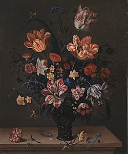 Tulipaner og andre blomster i en rømer by Helena Roouers