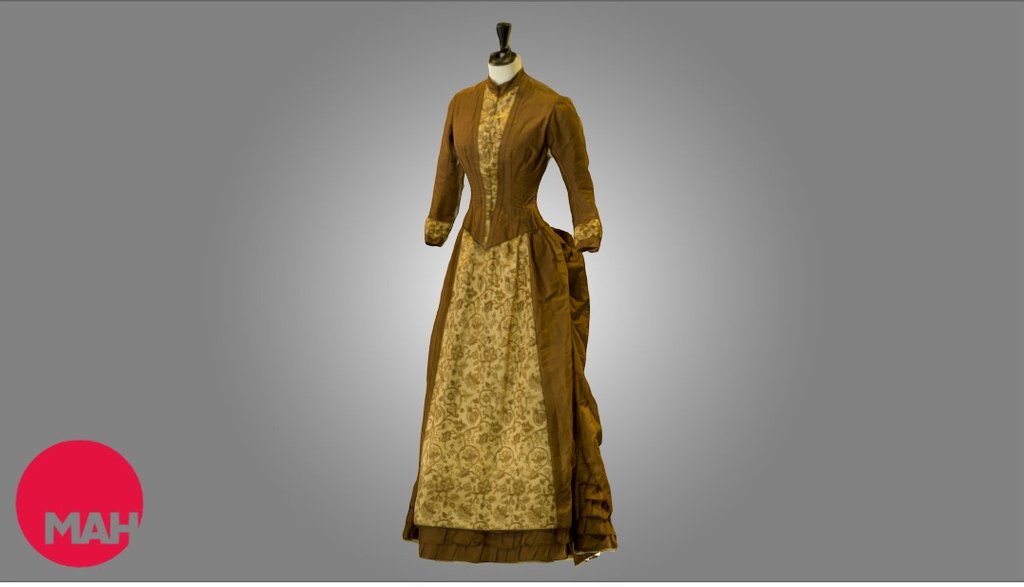 Brown dress with bustle