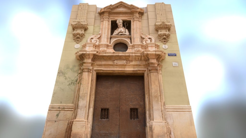 Old portal in Almoina Square