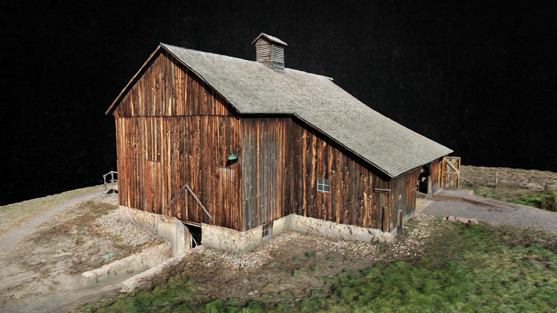 The McIntosh Barn at the AHC