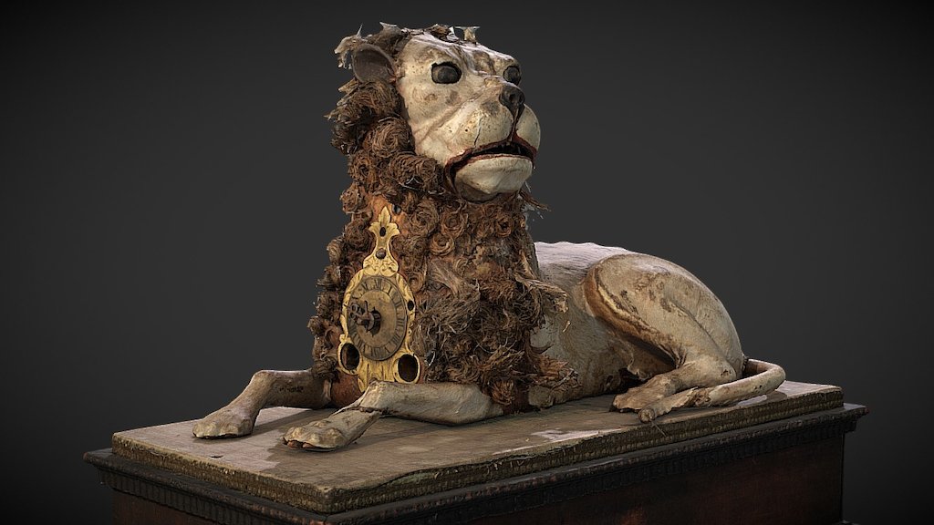 Lion Table Clock