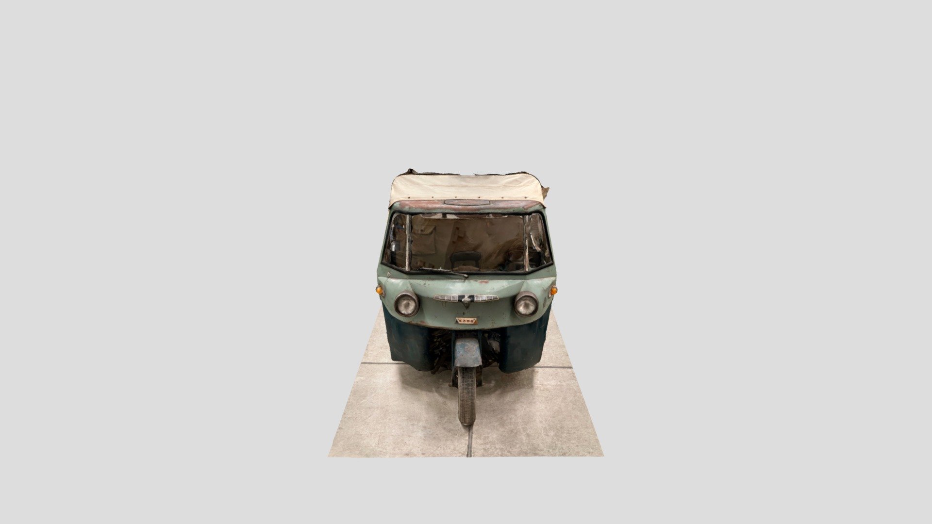 オート三輪「くろがね」　tricycle "Kurogane"