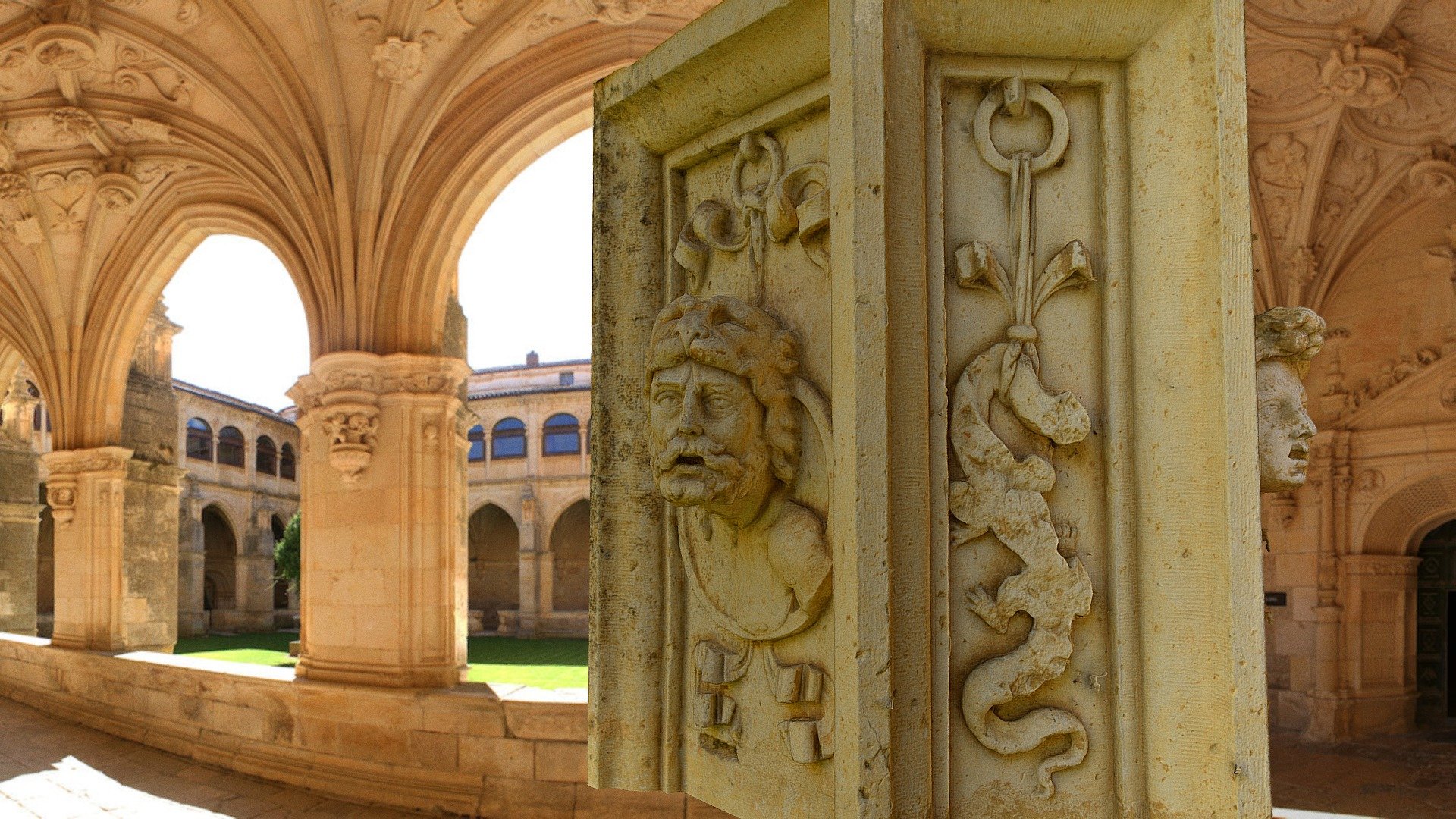 Cloister detail - Hercules