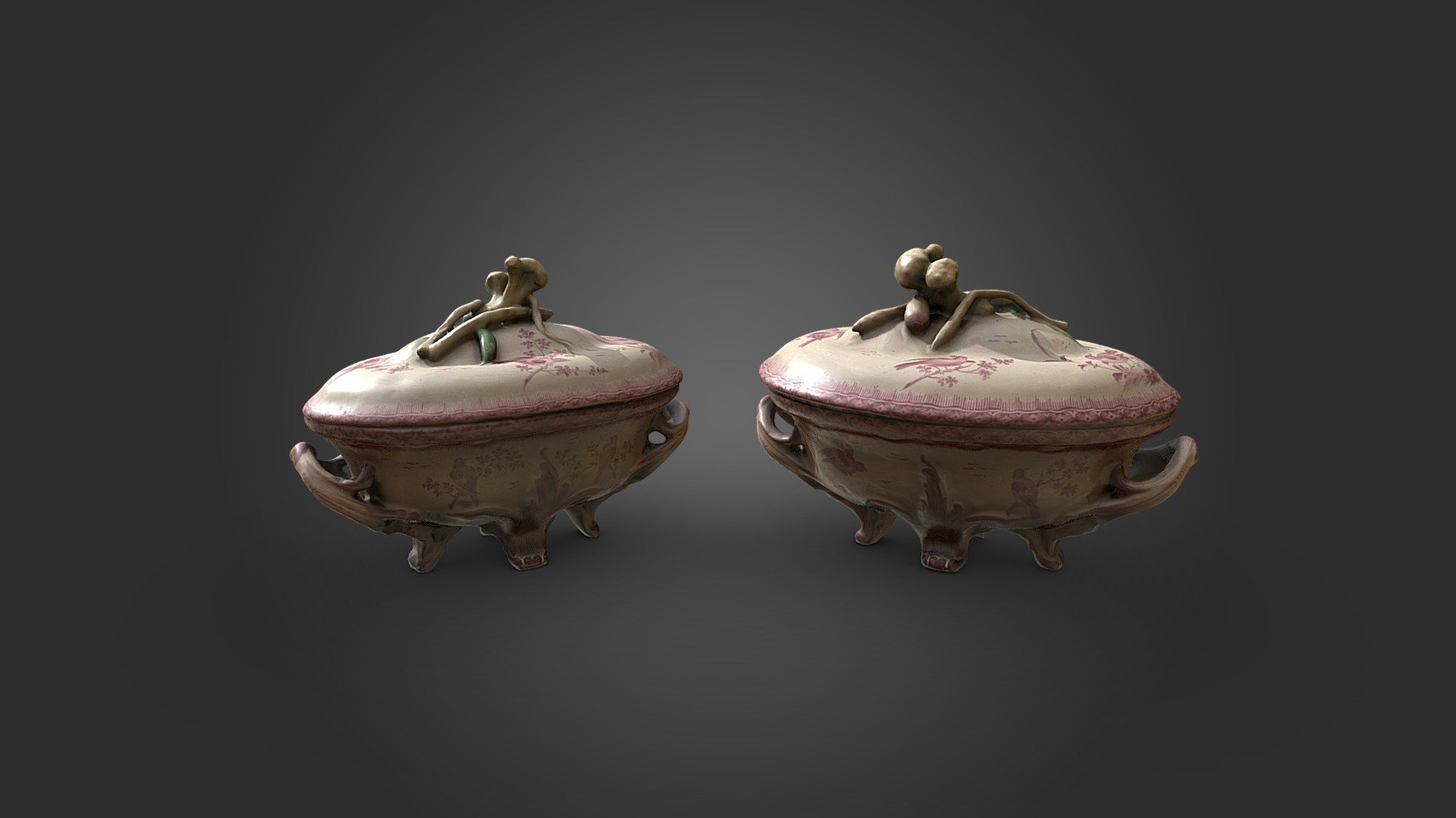 Twee terrines