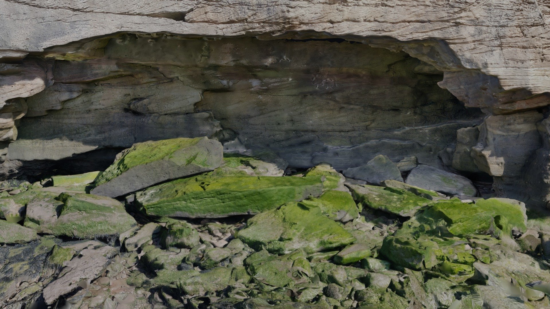 Middle Eye Cave
