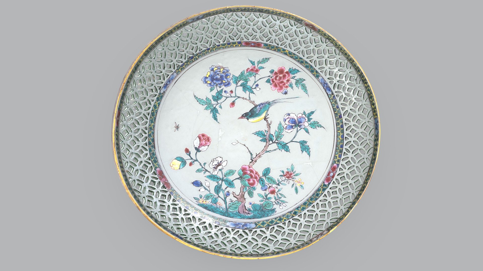 Chinesische Schale mit Durchbruchdekor