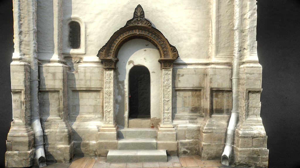 Moscow's Cathedral of the Archangel. Portal